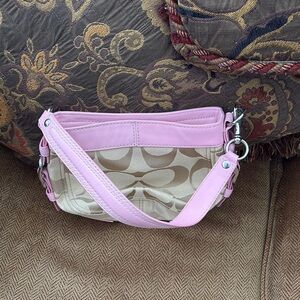 Authentic Coach Pink and Cream Signature Shoulder Bag – Lightly Used